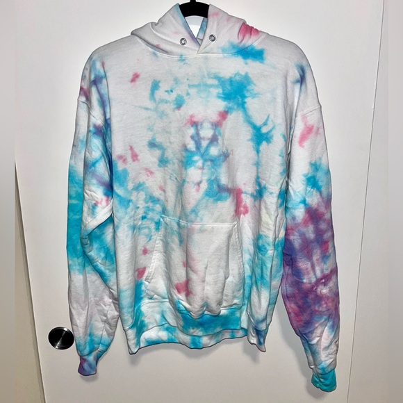 DANNIJO Tops - DANNIJO Tie Dye Sweatshirt